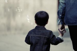 子育て中のプレッシャーを乗り越えるための3つの実践法